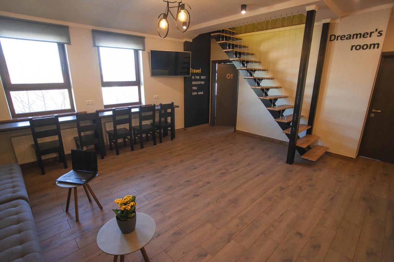 Dream Hostel Khmelnytskyi Zewnętrze zdjęcie